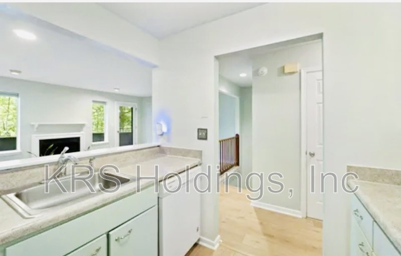 Bright property image